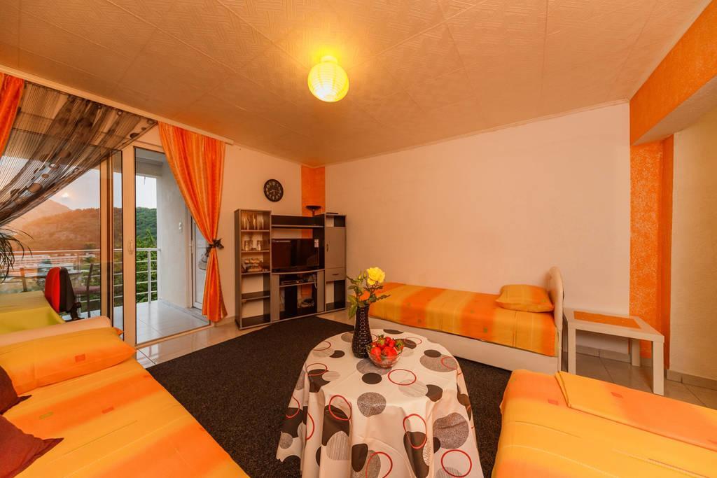Apartmani Marija Sutomore Exterior photo